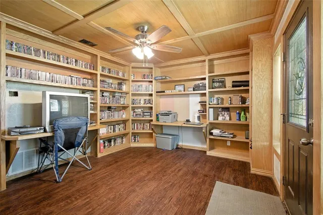 $274,000 | 23301 South State Highway 78, Leonard, TX 75452