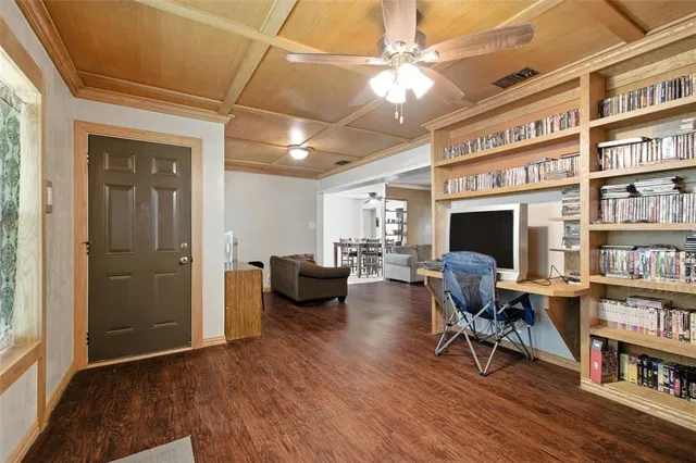 $274,000 | 23301 South State Highway 78, Leonard, TX 75452