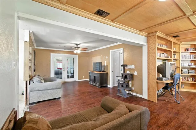 $274,000 | 23301 South State Highway 78, Leonard, TX 75452