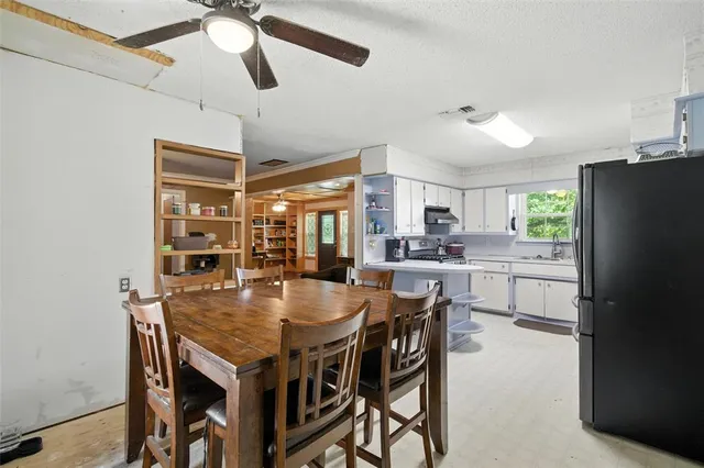 $274,000 | 23301 South State Highway 78, Leonard, TX 75452