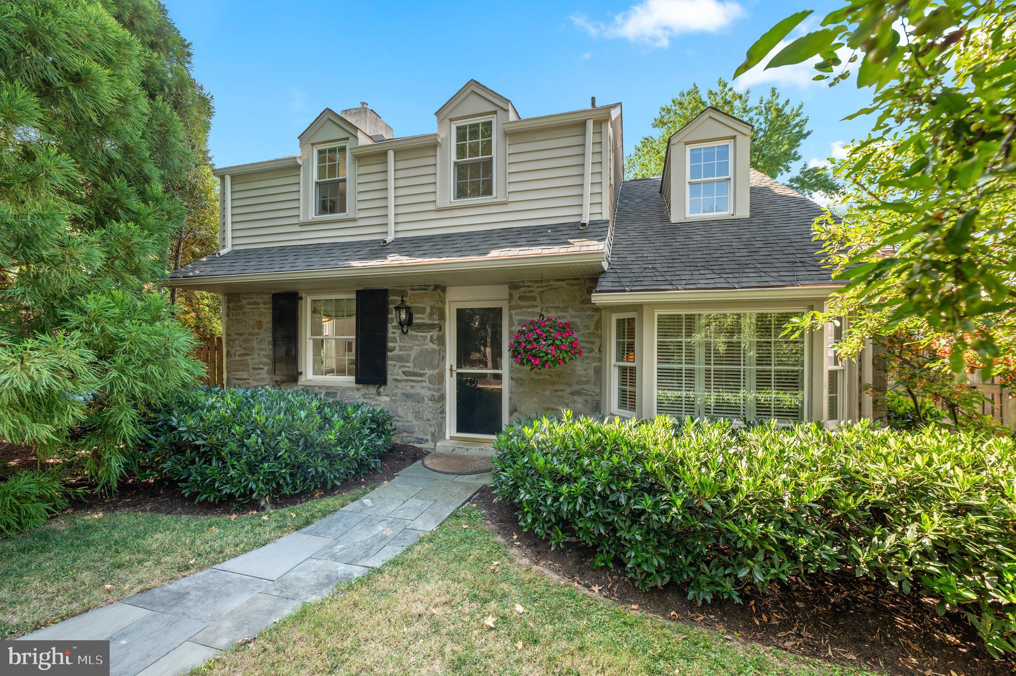 Welcome to 28 Homestead!