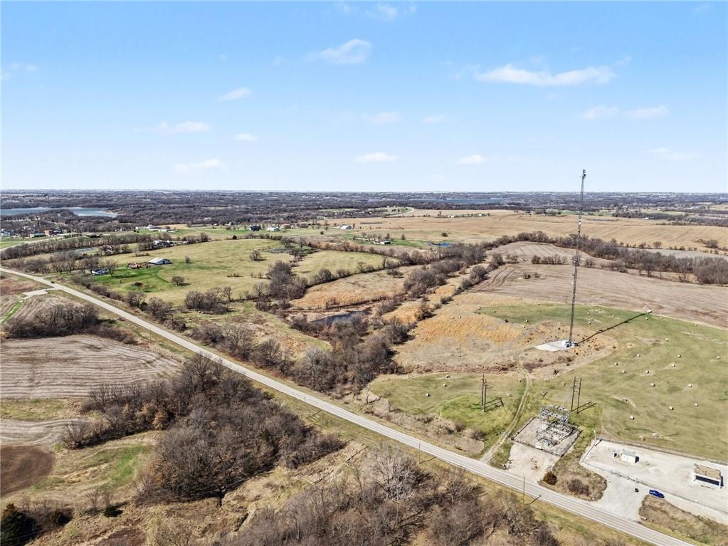 6606 County Road West Smithville, MO 64089 - Photo 12 of 15