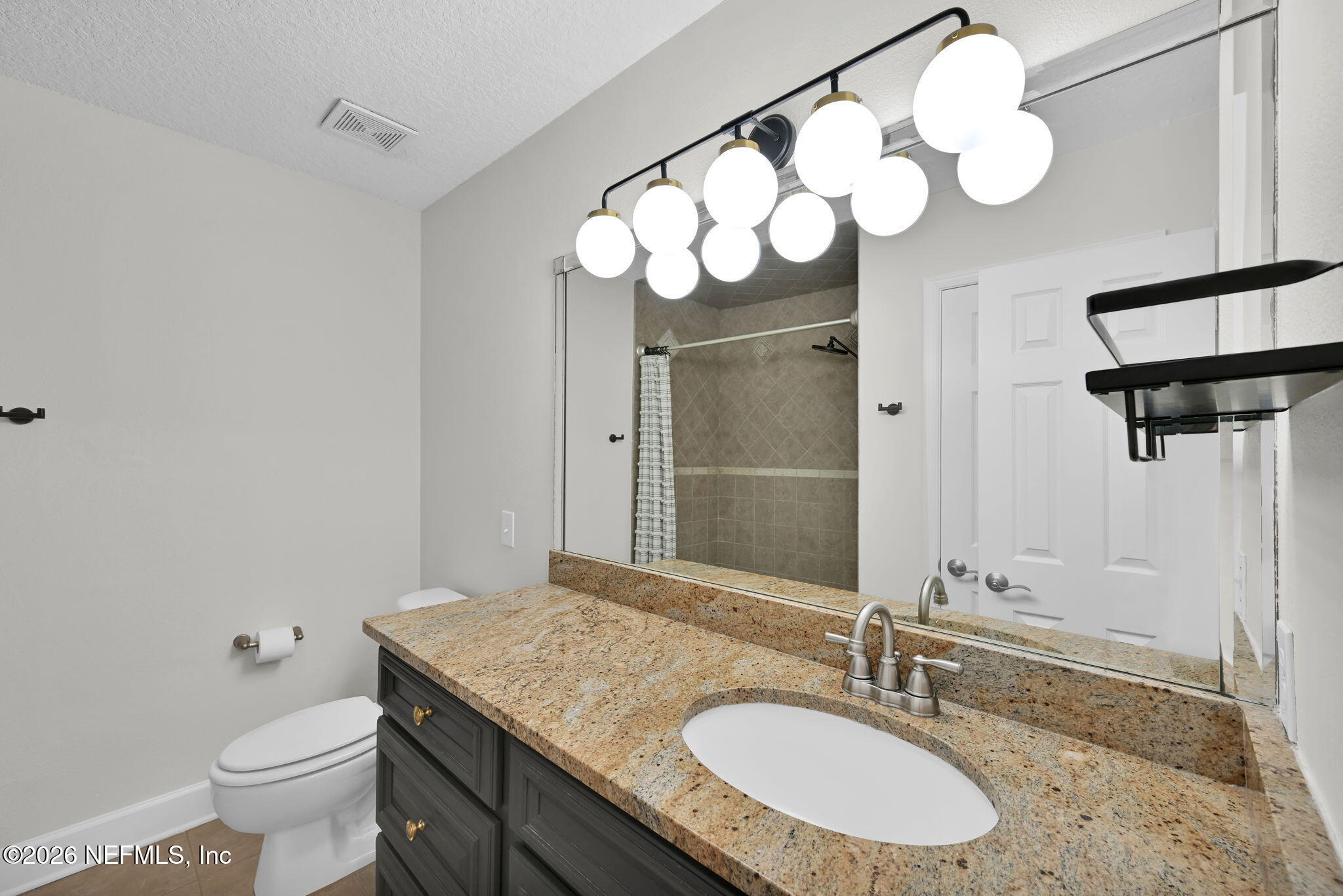 399 Ahern Street Atlantic Beach, FL 32233 - Photo 15 of 31 Upstairs Bathroom