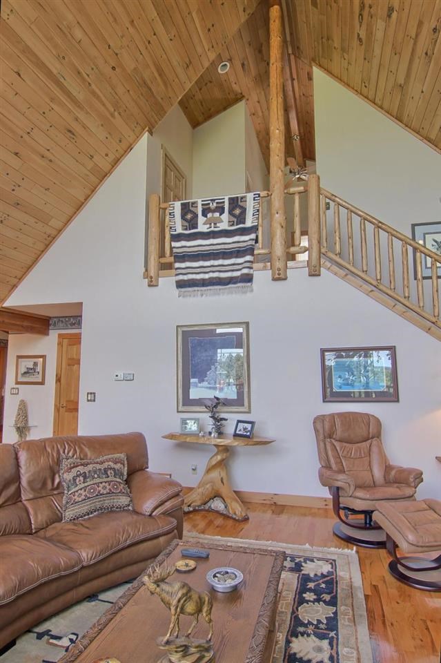 9506 Deal Road Williamsburg, MI 49690 - Photo 18 of 38 1791160-17.JPG