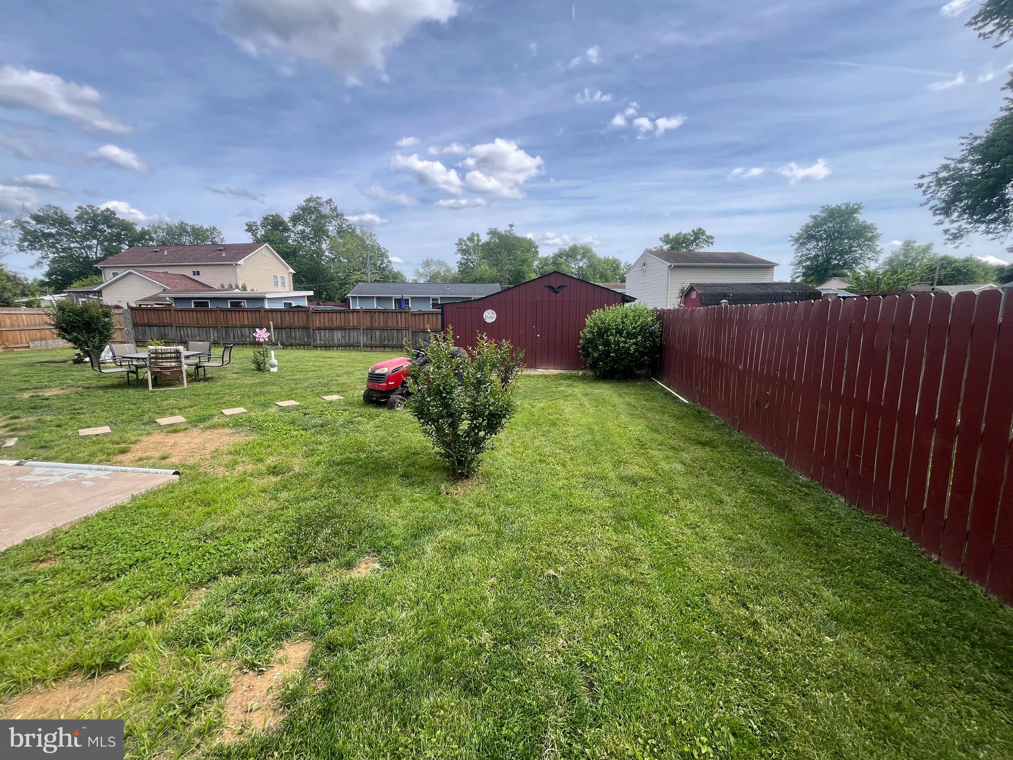 4111 Lawrence Street Alexandria, VA 22309 - Photo 14 of 42 a garden with trees in front of it