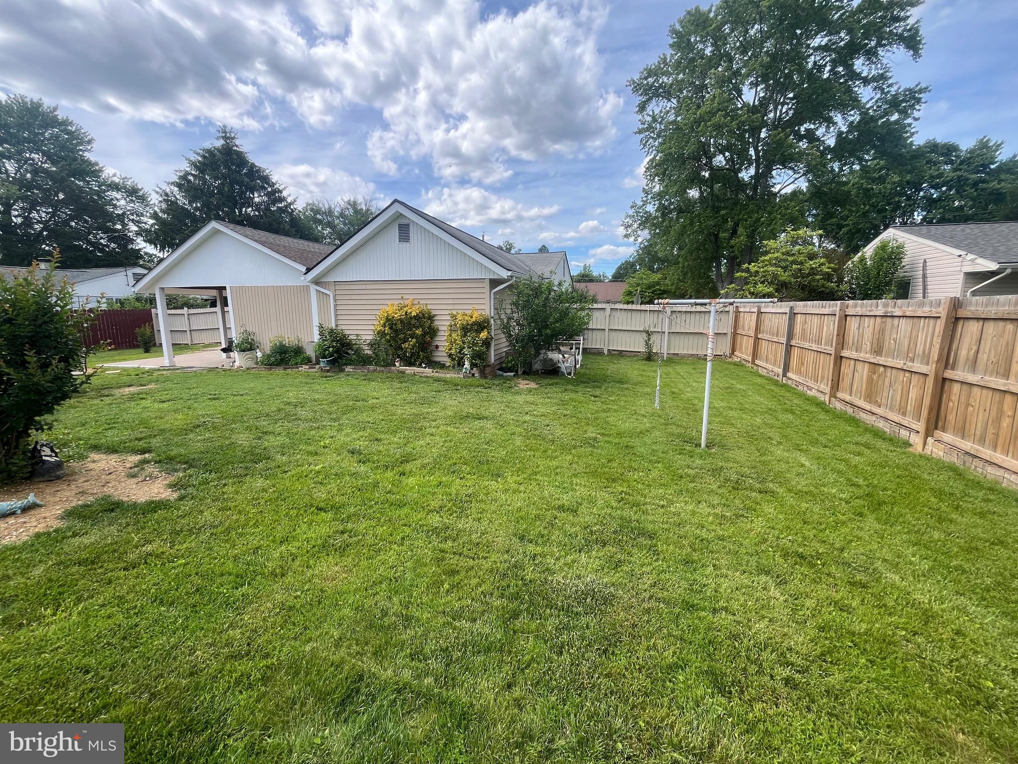 4111 Lawrence Street Alexandria, VA 22309 - Photo 9 of 42 a house view with a garden space