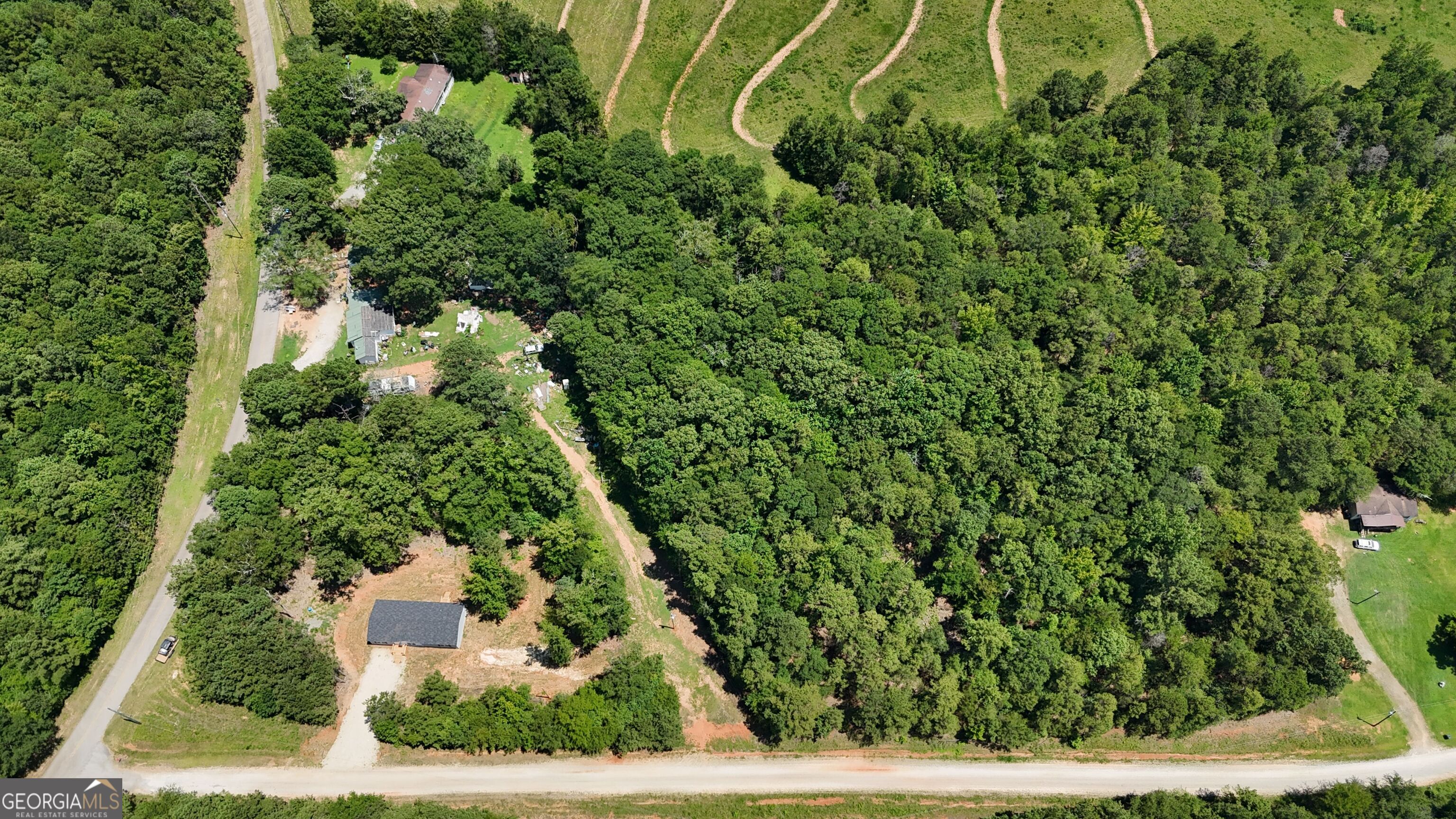 2128 Amberly Road Elberton, GA 30635 - Photo 24 of 26 an aerial view of a residential houses