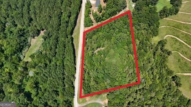 2128 Amberly Road Elberton, GA 30635 - Photo 4 of 26 a view of a yard with a small park