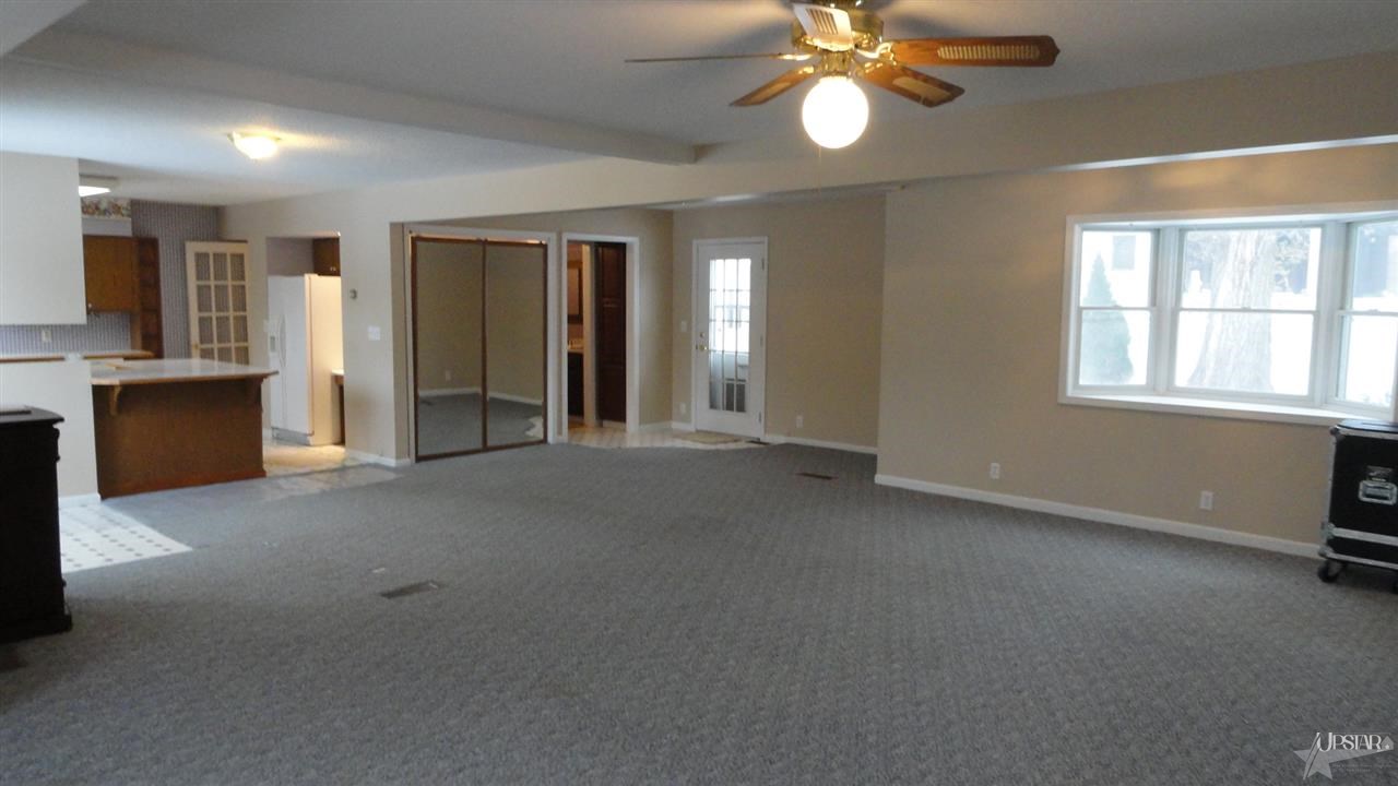 311 North 2nd Street Decatur, IN 46733 - Photo 3 of 27