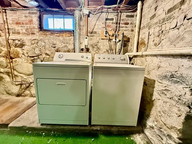 $2,500 | 23 Gardner Avenue, Unit 1, Brockton, MA 02302