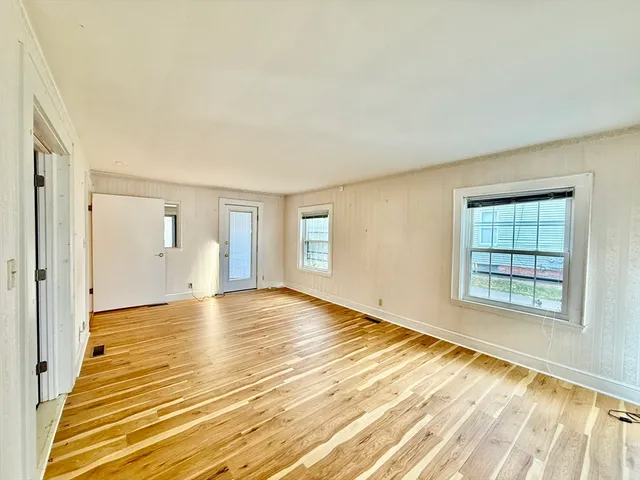 $2,500 | 23 Gardner Avenue, Unit 1, Brockton, MA 02302