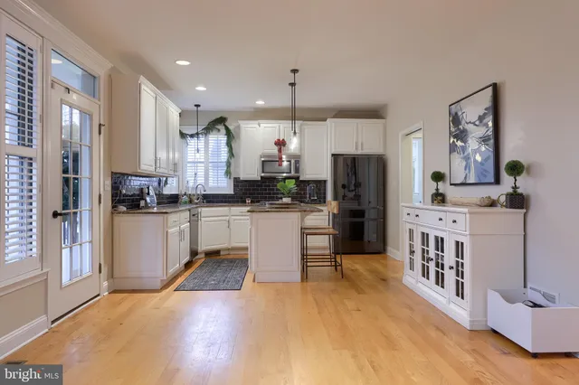 $750,000 | 307 Bowyer Lane, Lititz, PA 17543