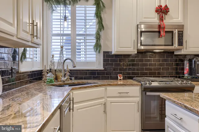 $750,000 | 307 Bowyer Lane, Lititz, PA 17543