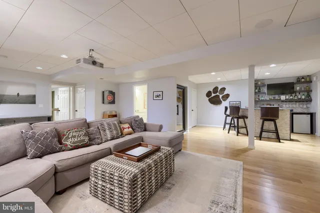 $750,000 | 307 Bowyer Lane, Lititz, PA 17543