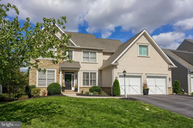 $750,000 | 307 Bowyer Lane, Lititz, PA 17543