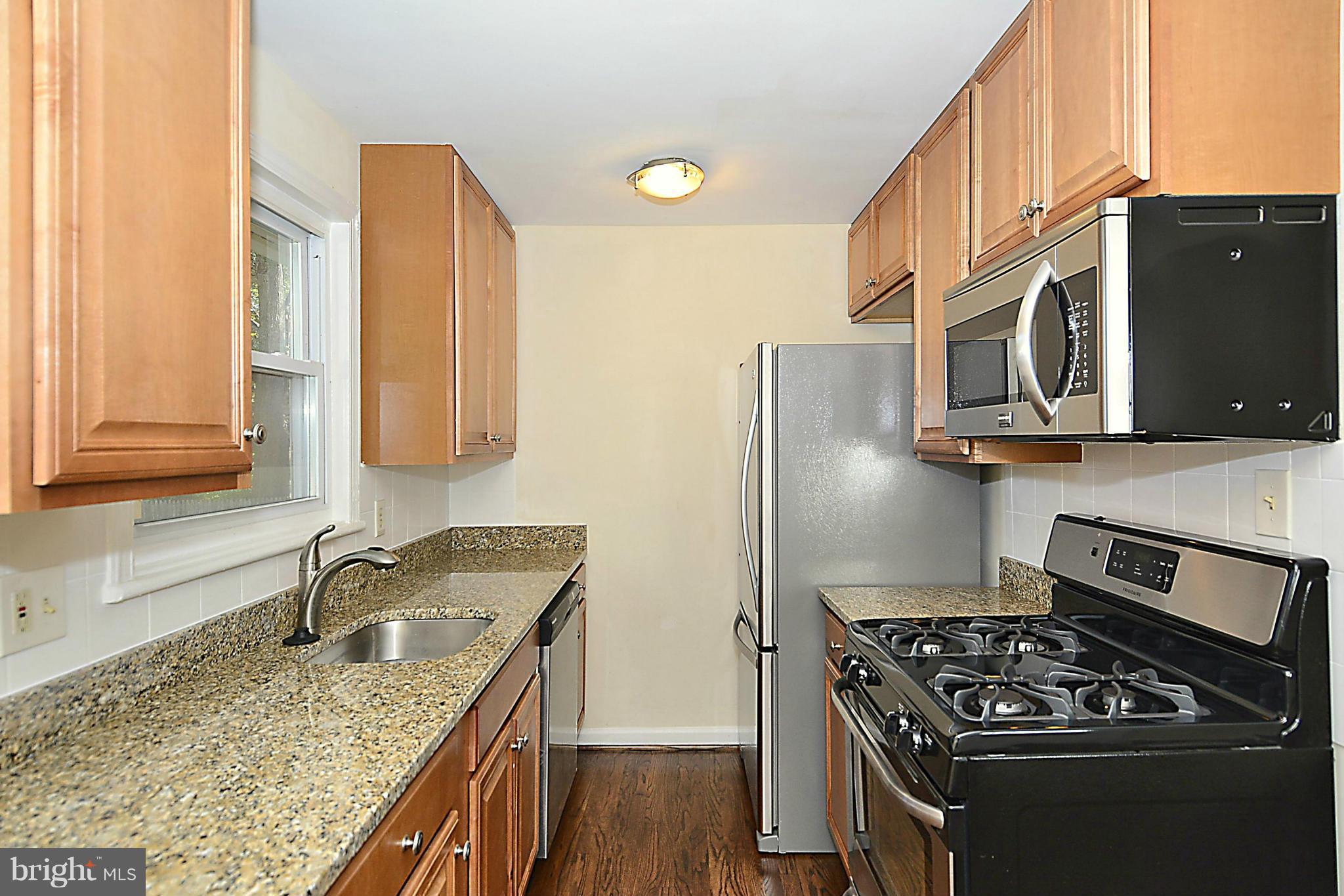 1007 Kerwin Road Silver Spring, MD 20901 - Photo 8 of 26 Kitchen