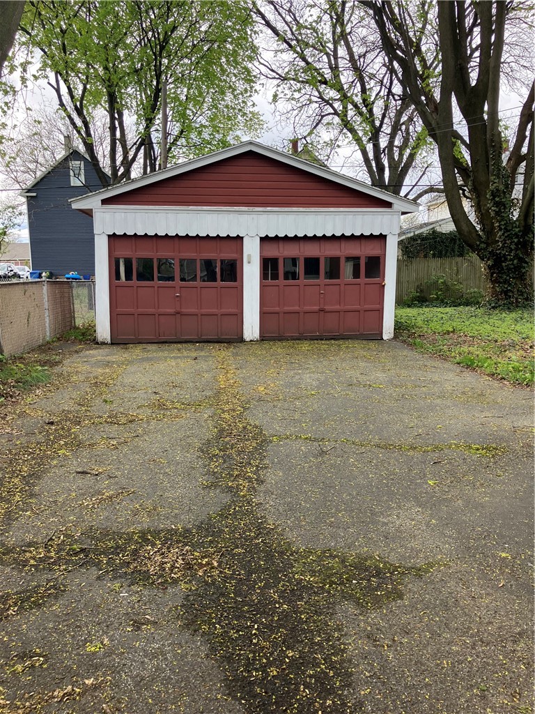 19 Velox Street Rochester, NY 14615 - Photo 13 of 16 Garage