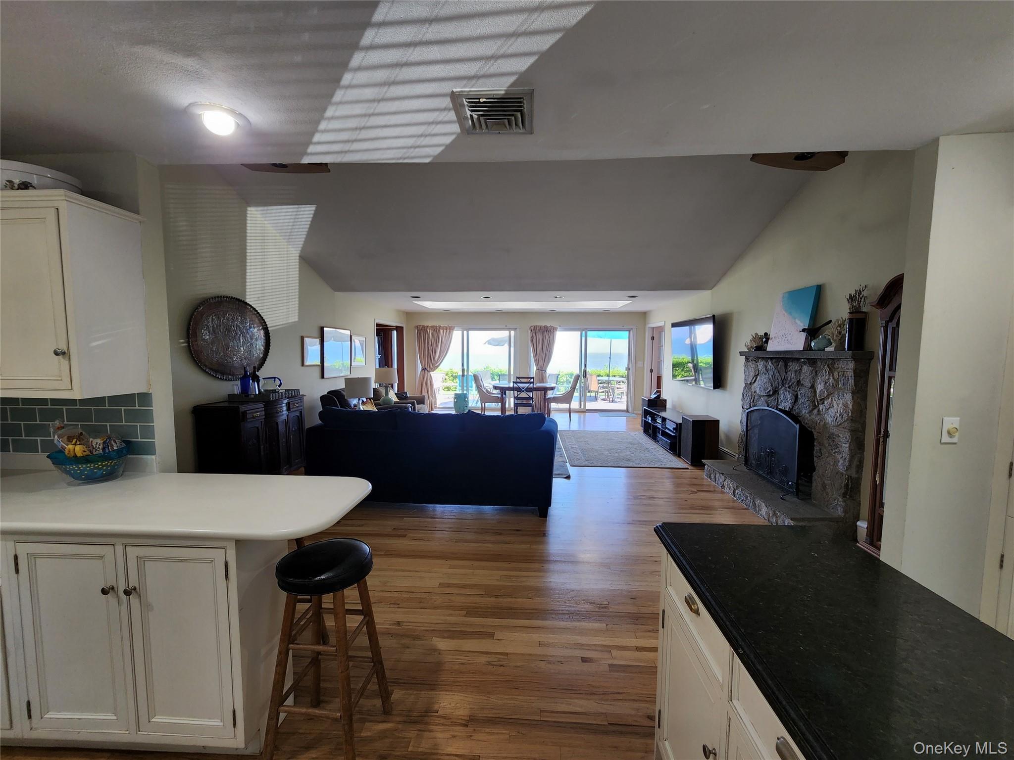 7 Riverhead Road Sound Beach, NY 11789 - Photo 16 of 33
