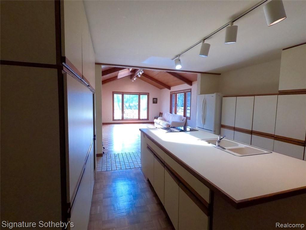 20050 Quail Ridge Court Beverly Hills, MI 48025 - Photo 18 of 60