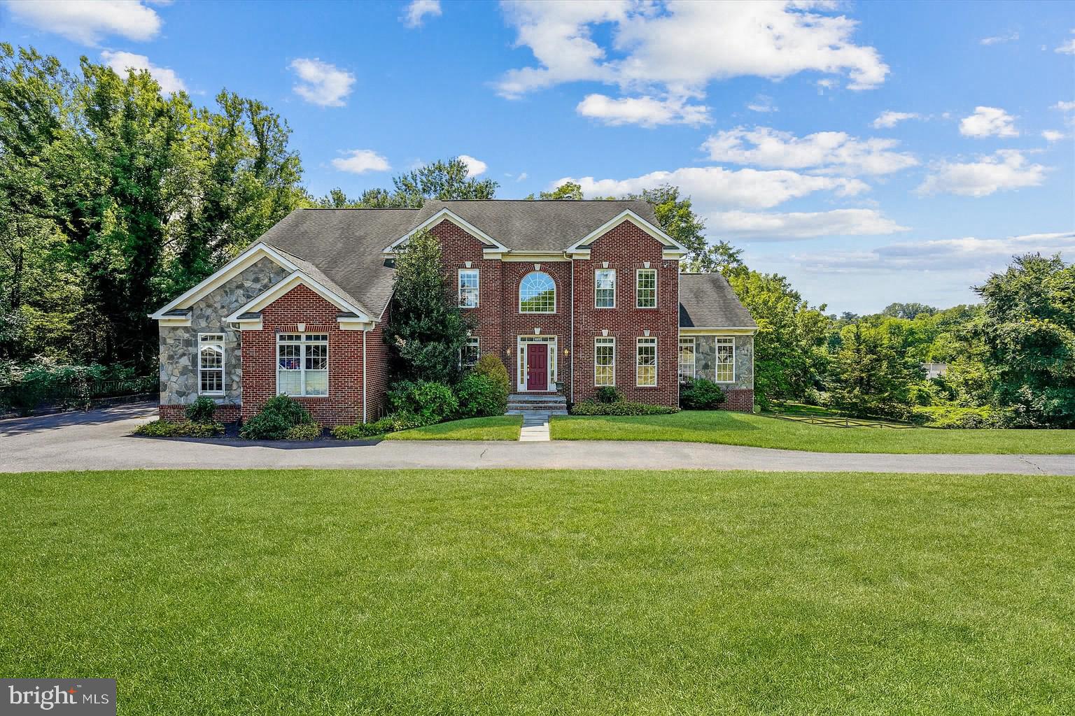 6975 Idylwood Road Falls Church, VA 22043 - Photo 1 of 67 Exterior