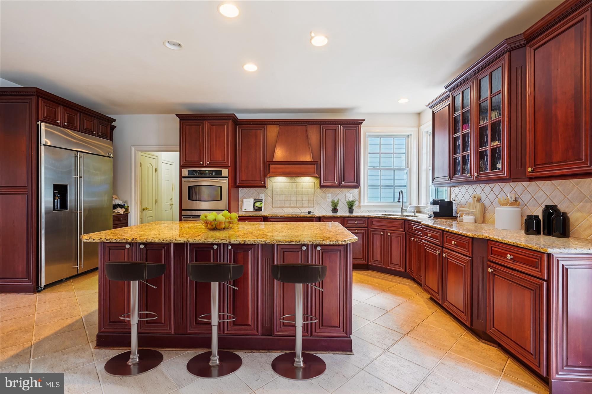 6975 Idylwood Road Falls Church, VA 22043 - Photo 12 of 67 Kitchen