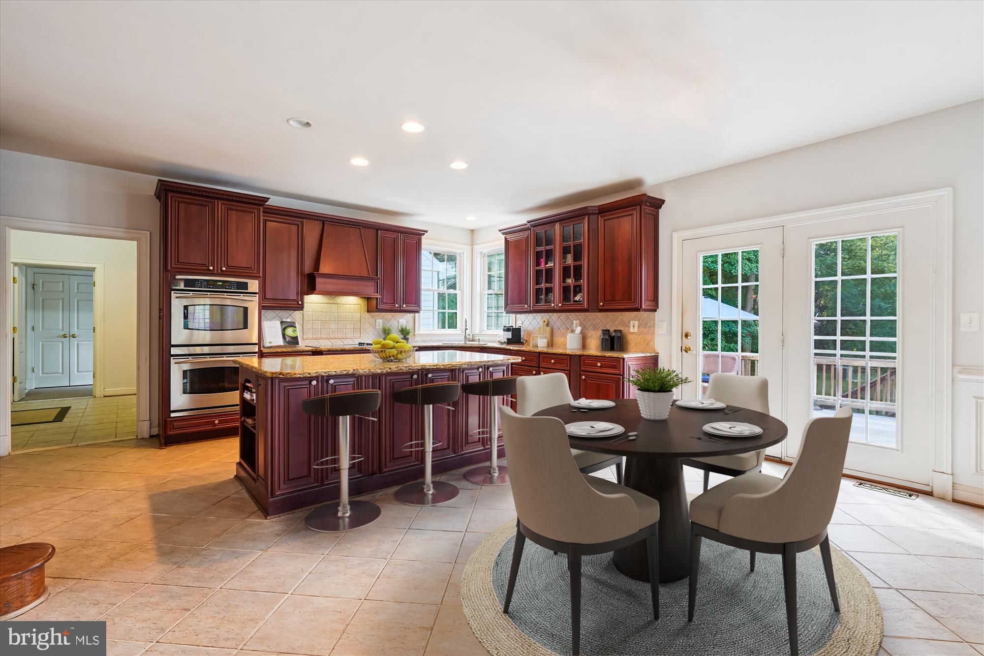6975 Idylwood Road Falls Church, VA 22043 - Photo 13 of 67 Breakfast Area