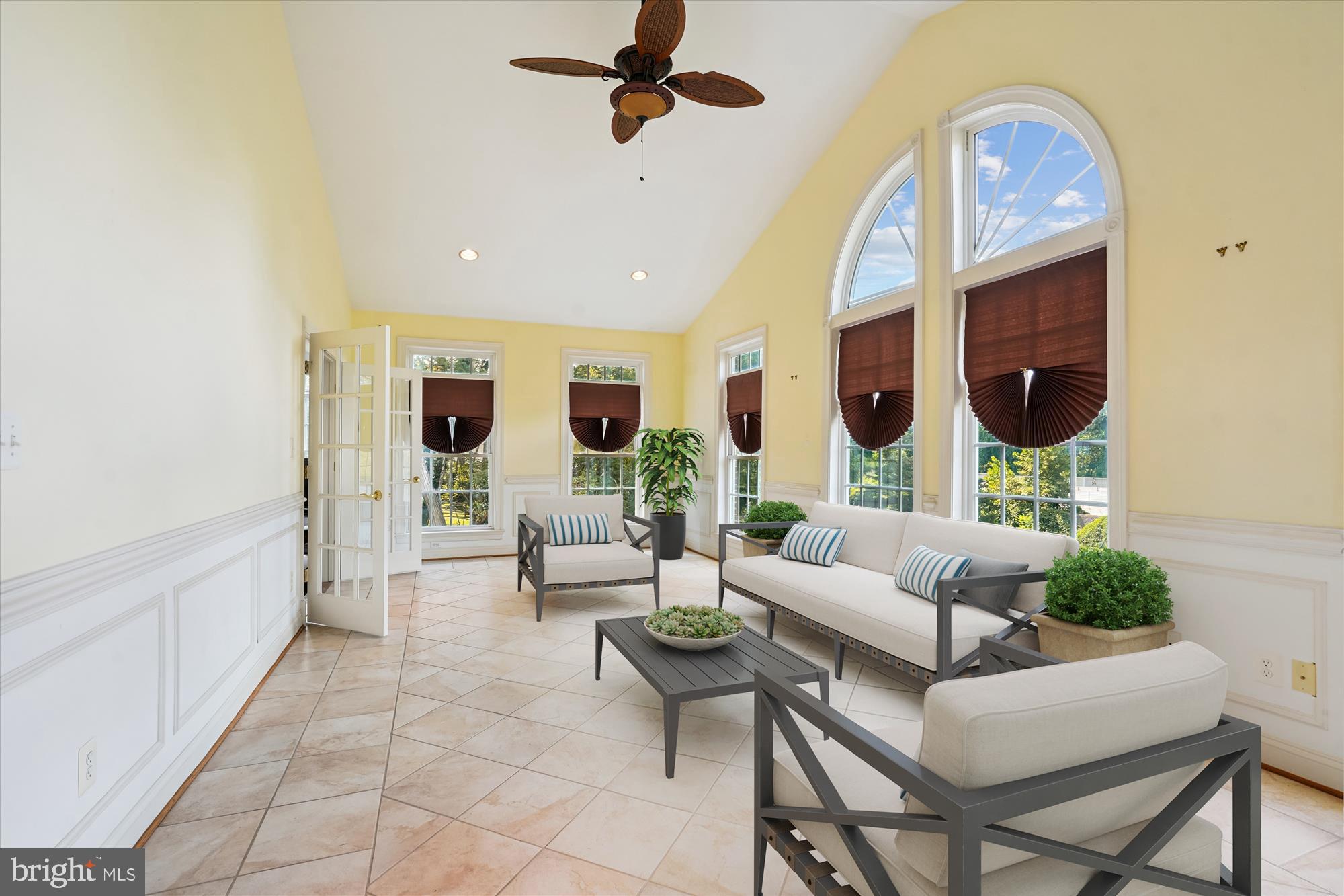 6975 Idylwood Road Falls Church, VA 22043 - Photo 20 of 67 Sun Room