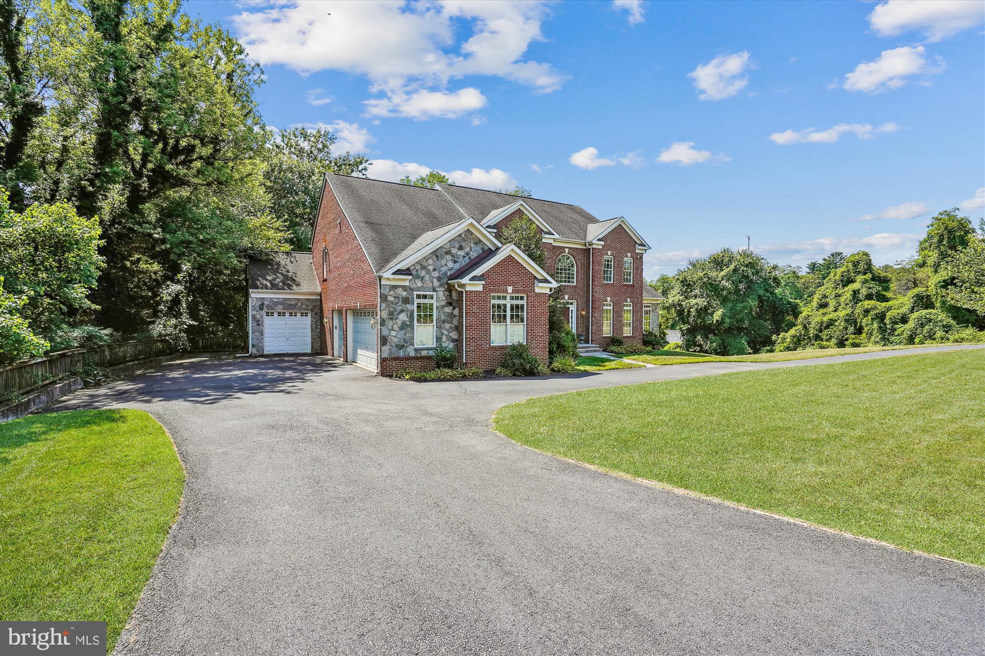 6975 Idylwood Road Falls Church, VA 22043 - Photo 2 of 67 Exterior