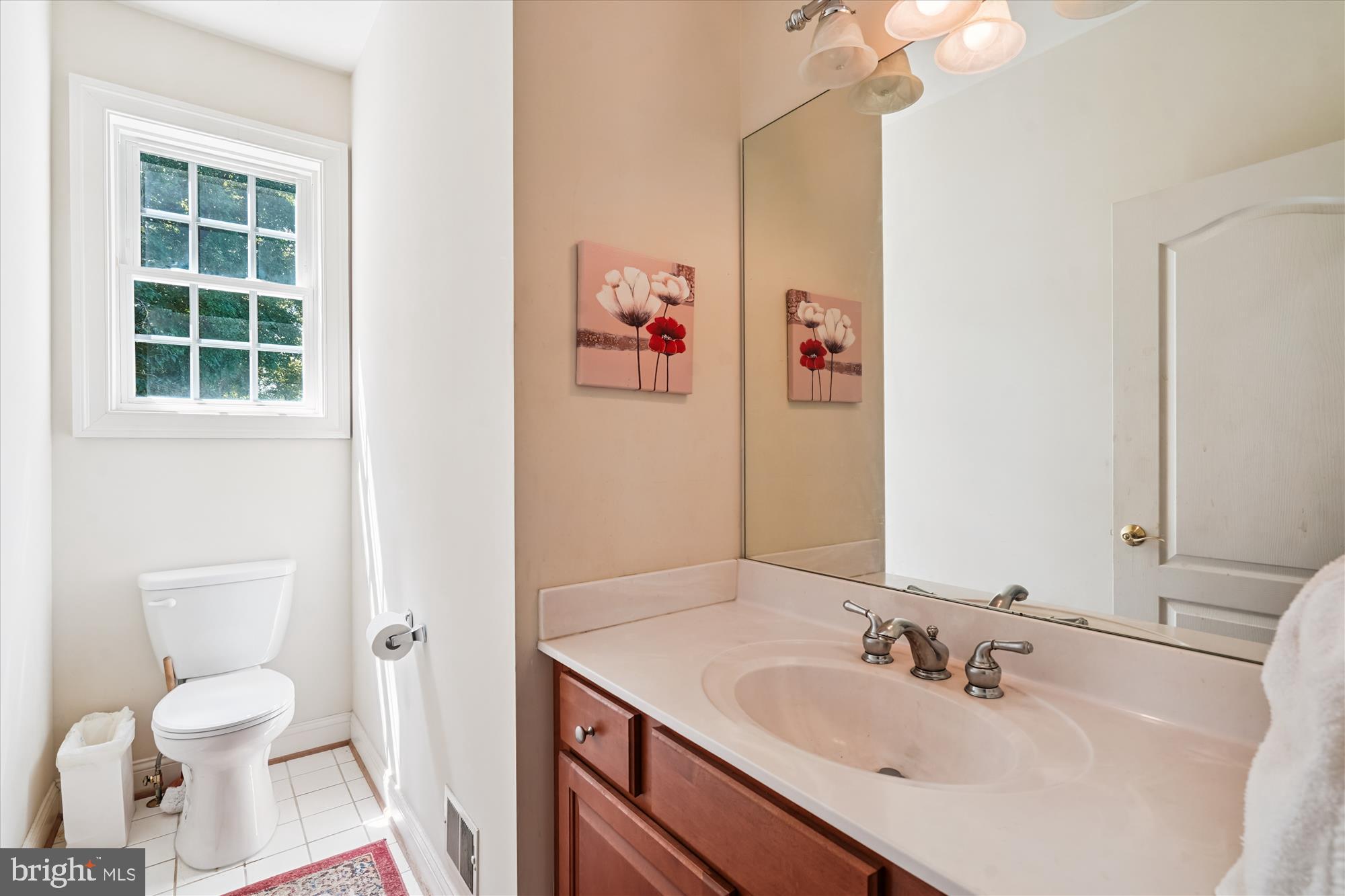 6975 Idylwood Road Falls Church, VA 22043 - Photo 25 of 67 Powder Room #2