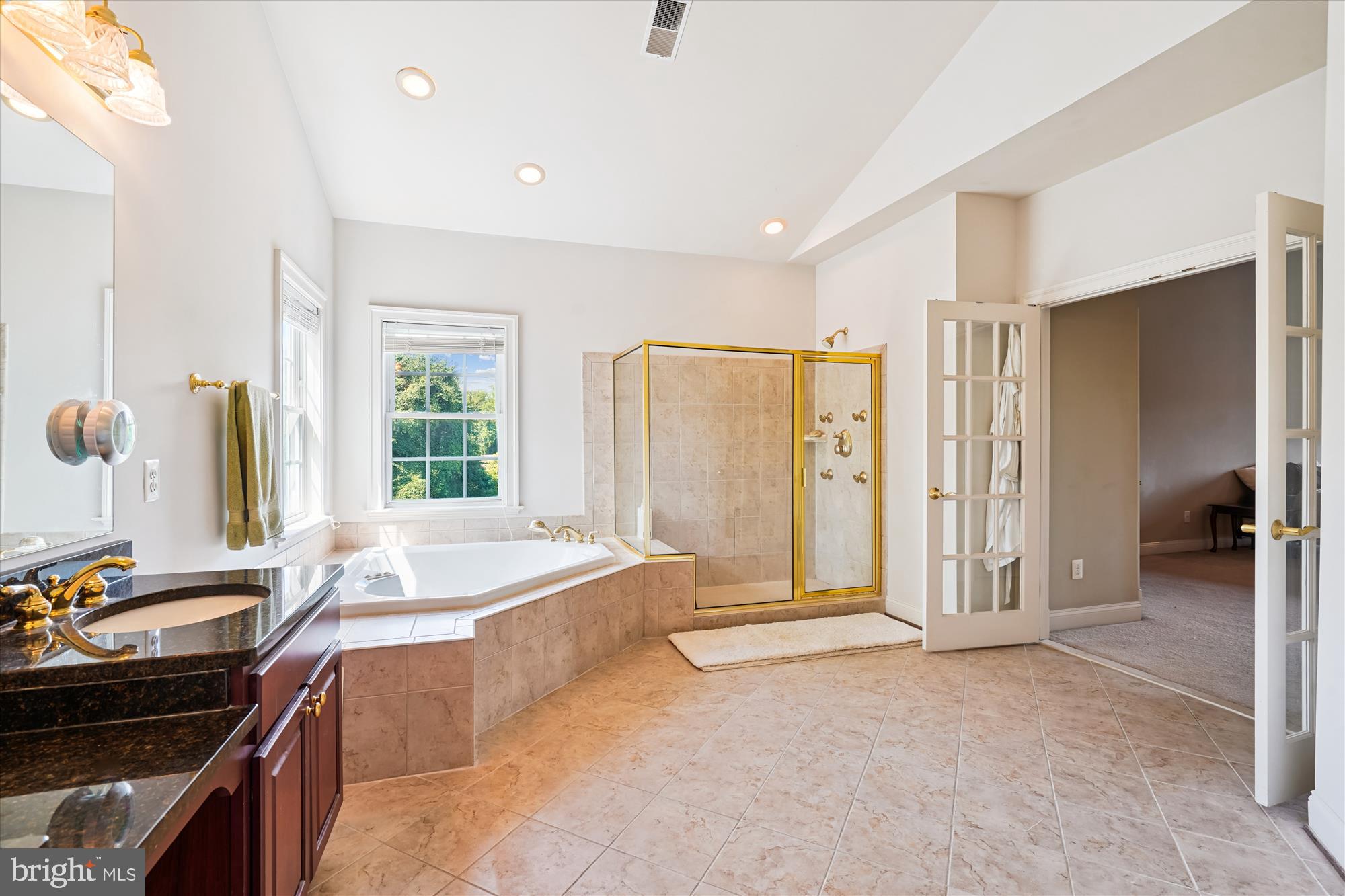 6975 Idylwood Road Falls Church, VA 22043 - Photo 33 of 67 Primary Bathroom