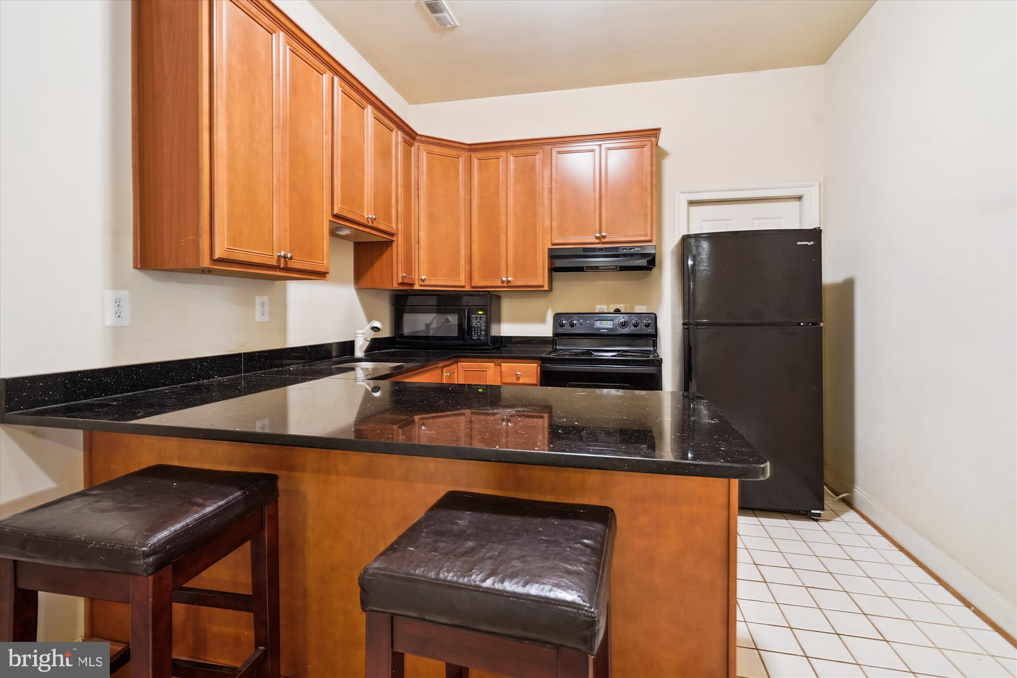6975 Idylwood Road Falls Church, VA 22043 - Photo 51 of 67 Lower Level Kitchen