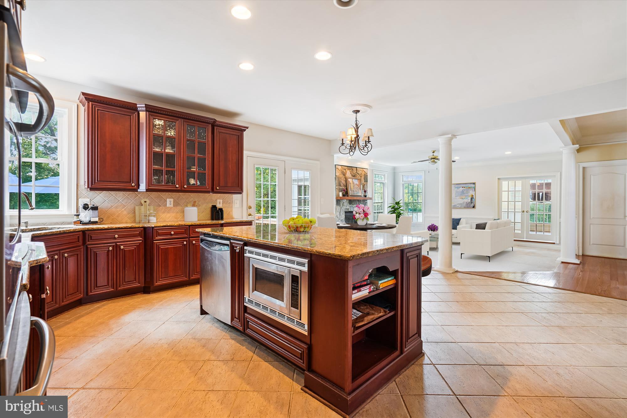 6975 Idylwood Road Falls Church, VA 22043 - Photo 9 of 67 Kitchen