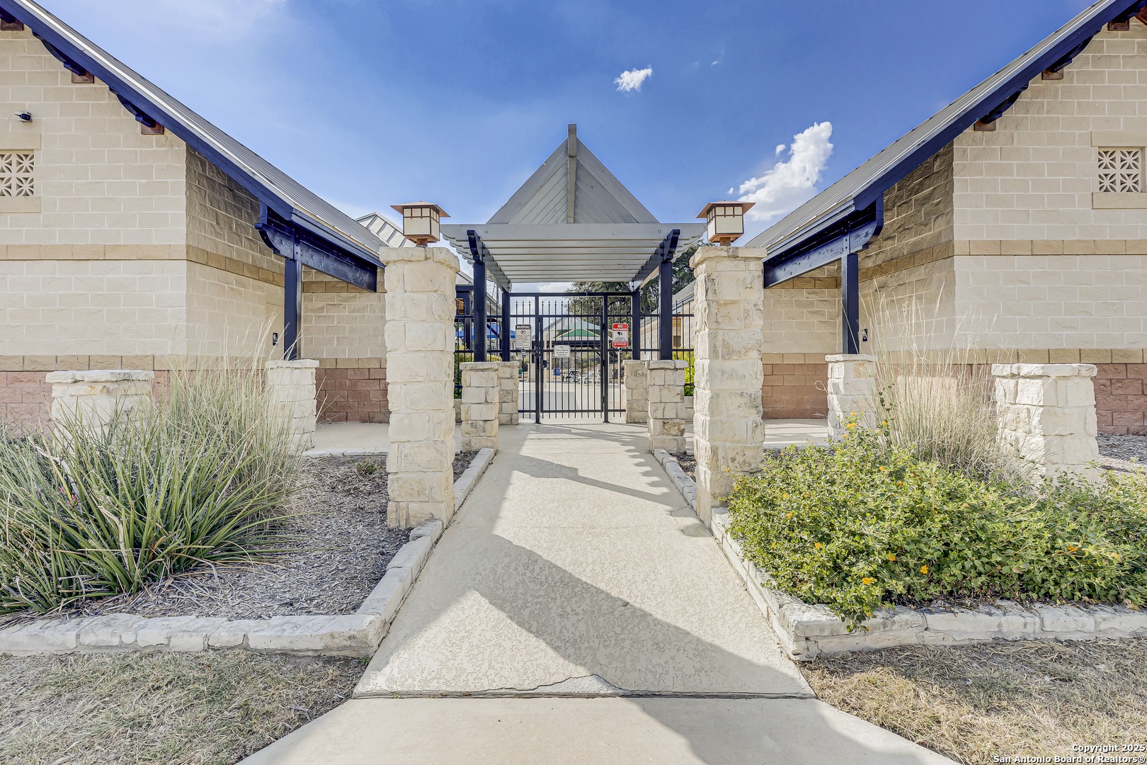 534 Rock Trail Place Spring Branch, TX 78070 - Photo 14 of 27 a view of a house with a porch