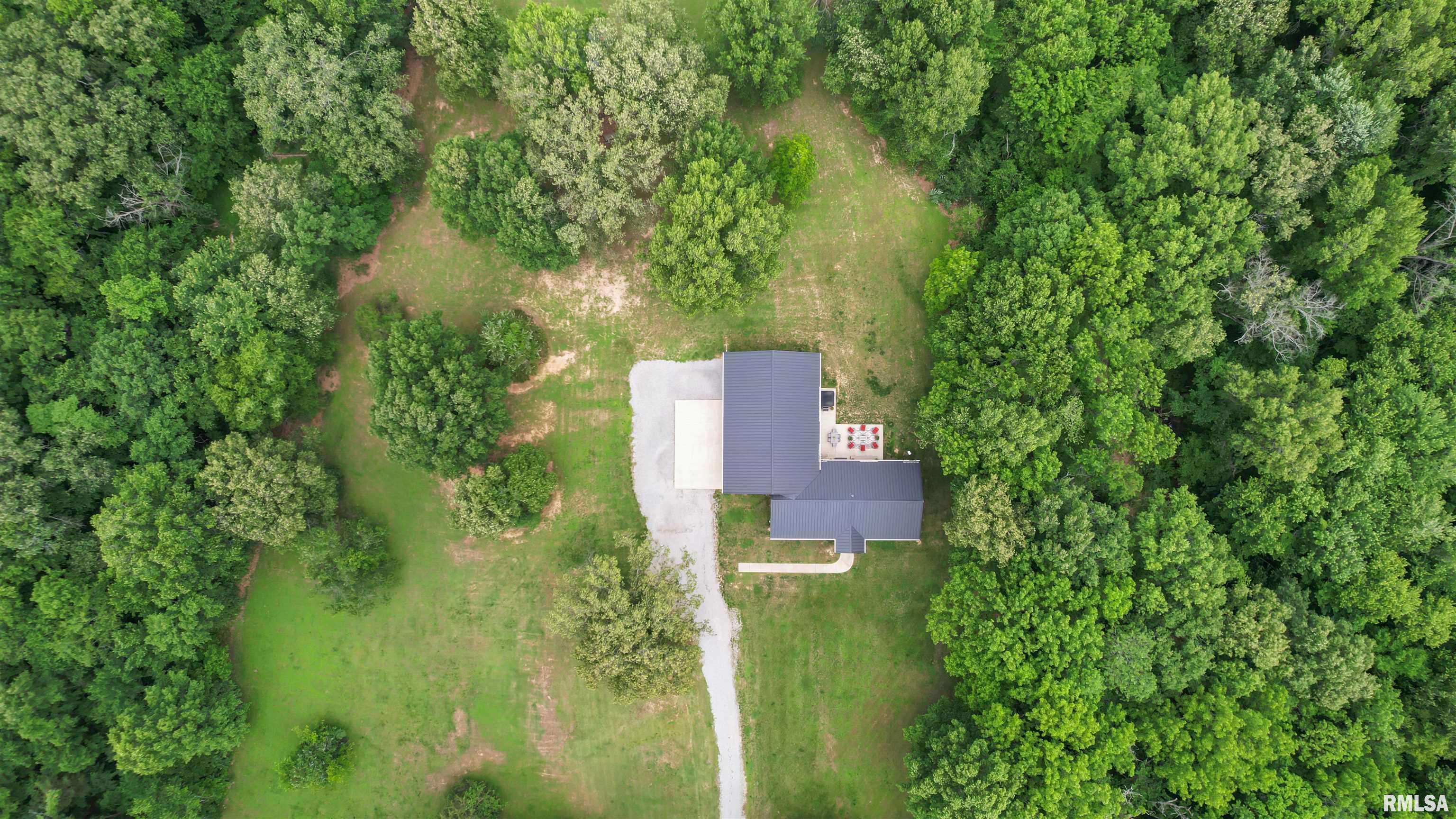 11323 Linn Road Benton, IL 62812 - Photo 35 of 38
