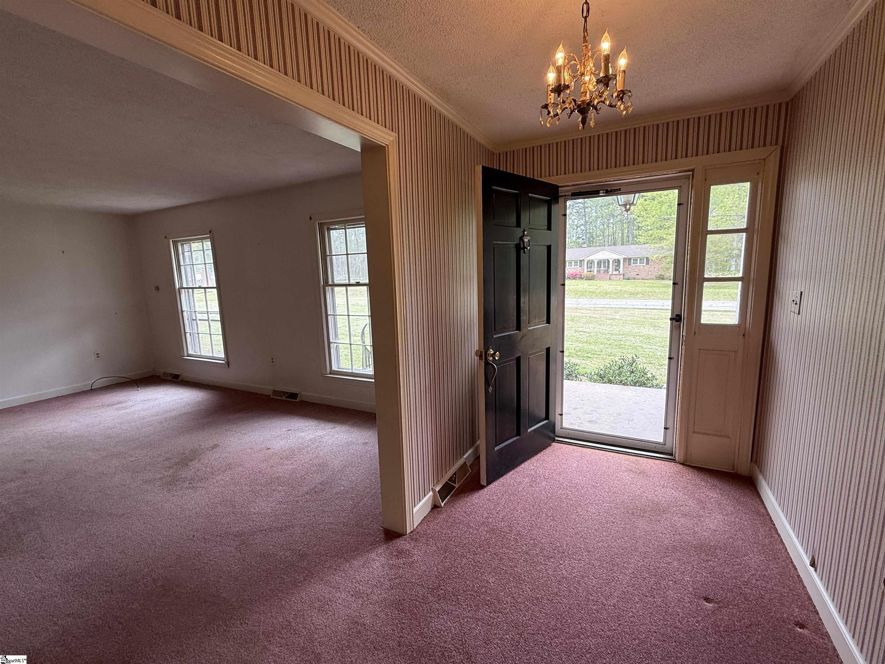 736 Sunset Boulevard Clinton, SC 29325 - Photo 4 of 26