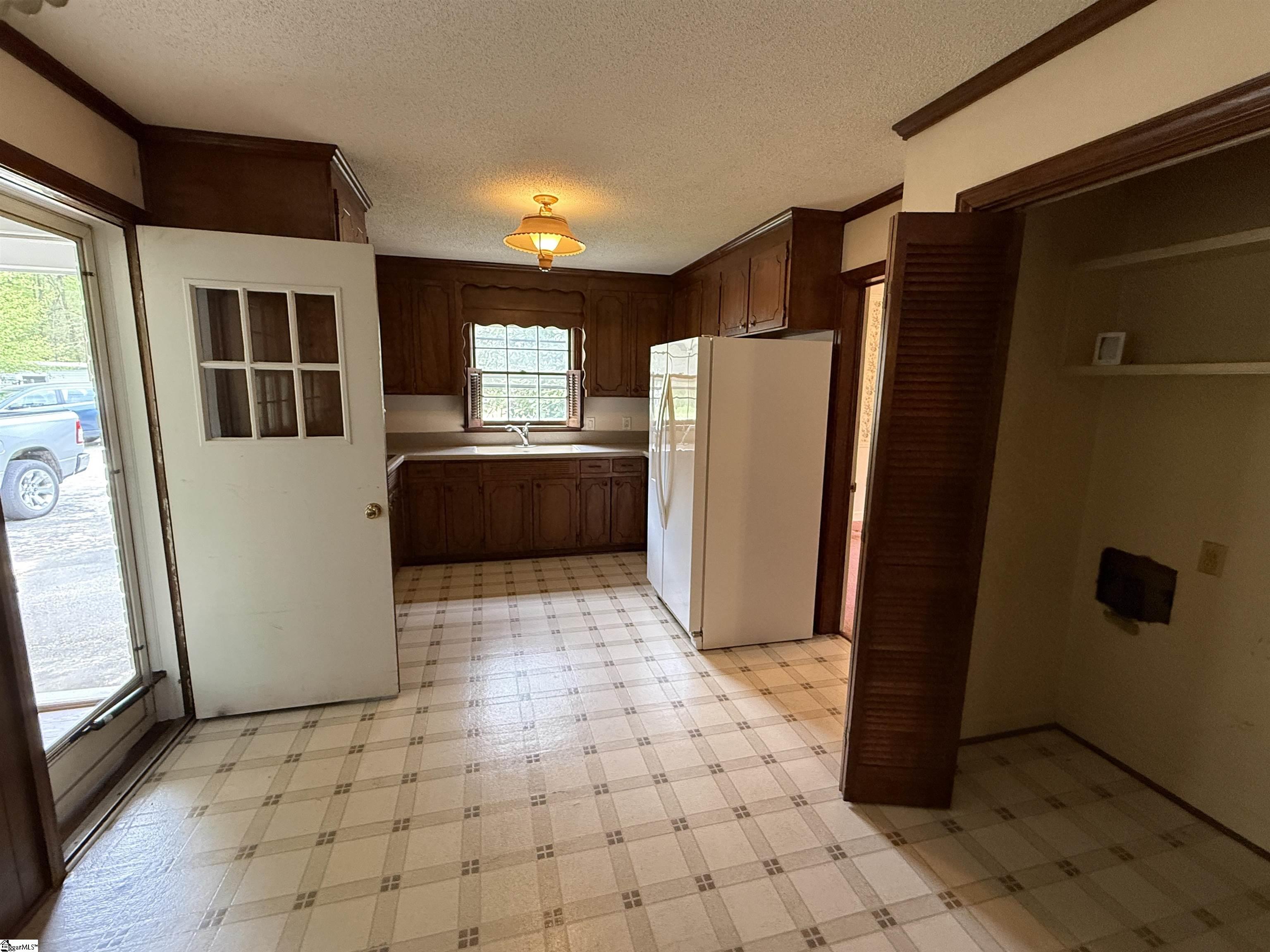 736 Sunset Boulevard Clinton, SC 29325 - Photo 9 of 26