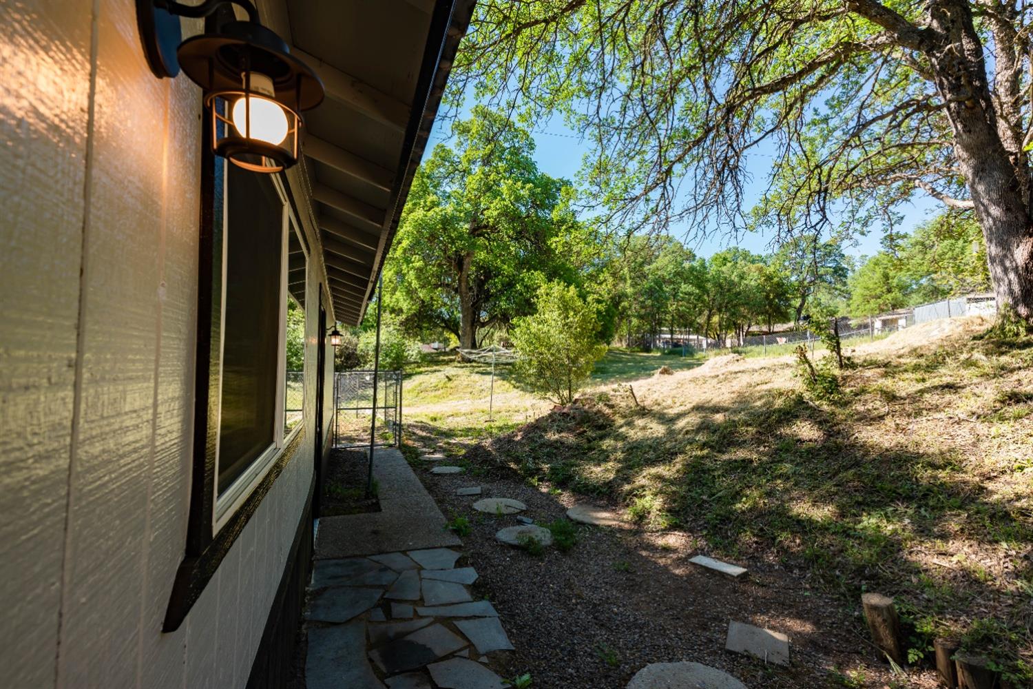 31838 Comanche Road Coarsegold, CA 93614 - Photo 4 of 19 a view of balcony