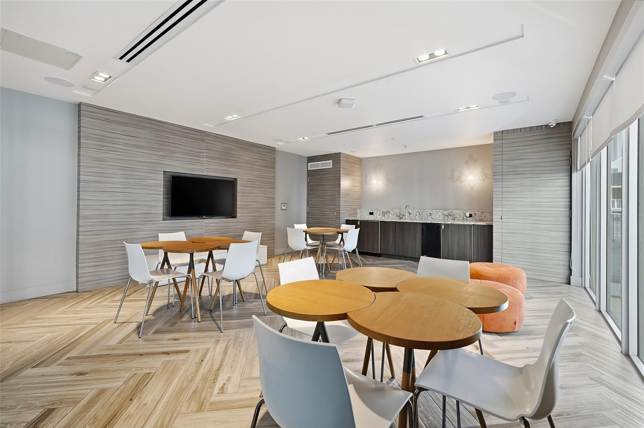 1600 Southwest 1st Avenue, Unit 510 Miami, FL 33129 - Photo 38 of 75 a view of a dining room with furniture