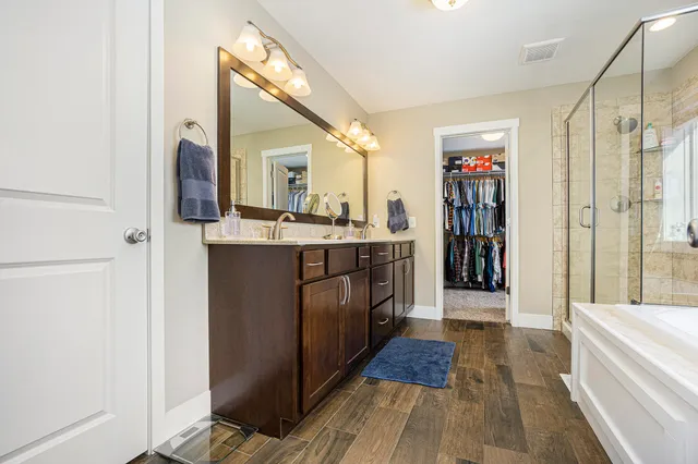 $699,995 | 7656 Canyon Drive, Kalamazoo, MI 49009