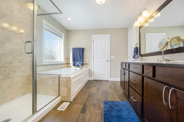 $699,995 | 7656 Canyon Drive, Kalamazoo, MI 49009