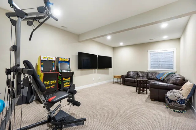 $699,995 | 7656 Canyon Drive, Kalamazoo, MI 49009