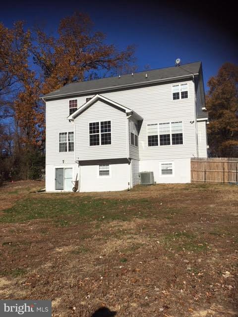 6605 Springbrook Lane Clinton, MD 20735 - Photo 2 of 5 Exterior (Rear)