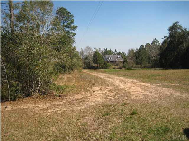 4066 Coachman Road Milton, FL 32583 - Photo 9 of 13