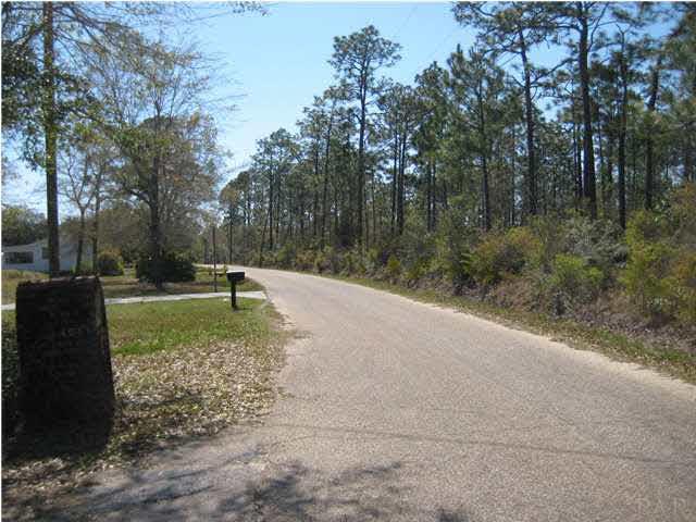 4066 Coachman Road Milton, FL 32583 - Photo 10 of 13