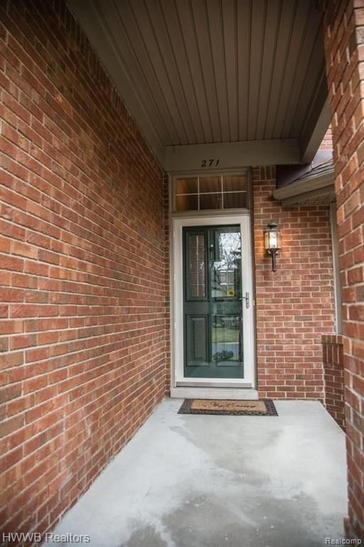 271 Marmoor Court, Unit 26 Rochester Hills, MI 48309 - Photo 2 of 46
