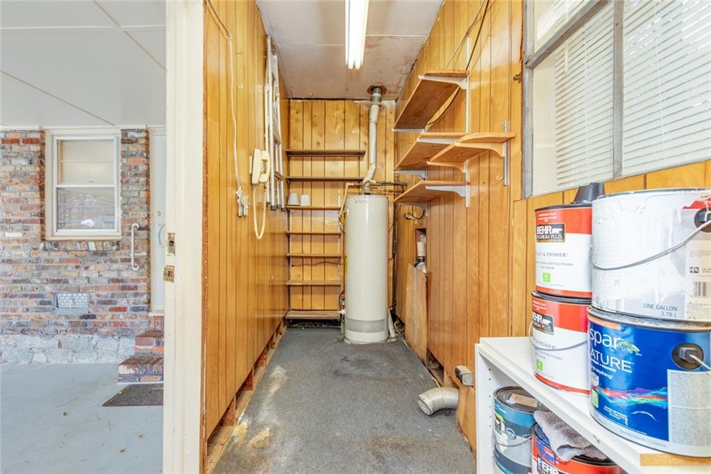 4424 Locksley Road Tucker, GA 30084 - Photo 37 of 50 a view of an entryway with wooden floor