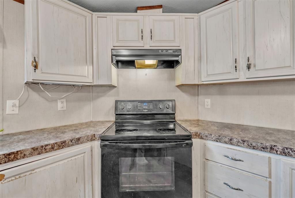 1909 Coral Road Pelican Bay, TX 76020 - Photo 14 of 40