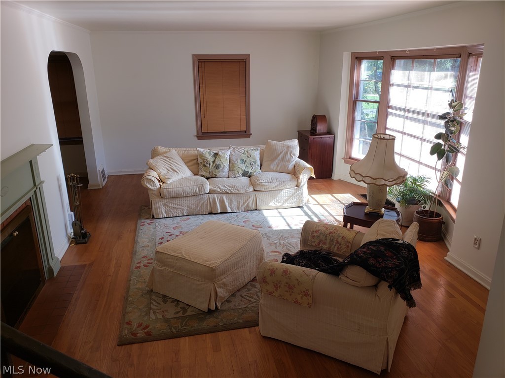 1162 Castleton Road Cleveland Heights, OH 44121 - Photo 4 of 25