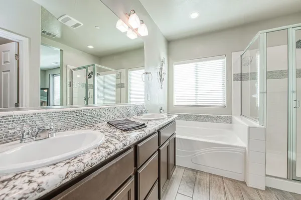 $510,000 | 3830 Leigh Lane, Clovis, CA 93619