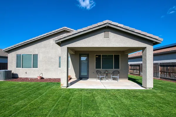 $510,000 | 3830 Leigh Lane, Clovis, CA 93619